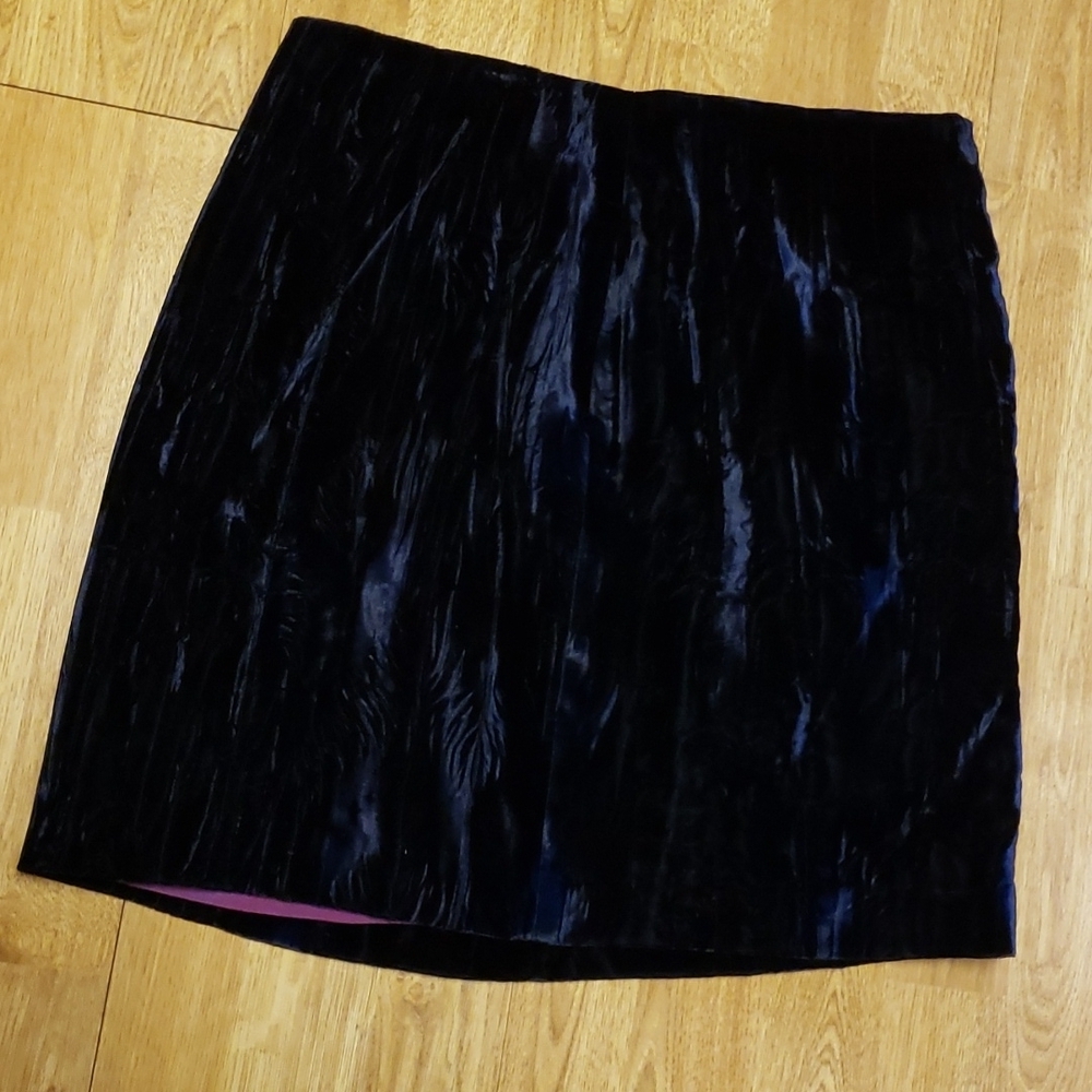 VTG Cache crushed velvet skirt size 10